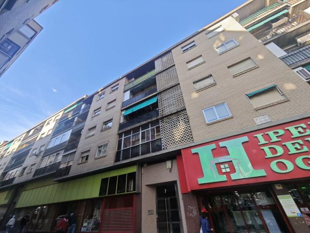 Piso en venta en Delicias, Zaragoza