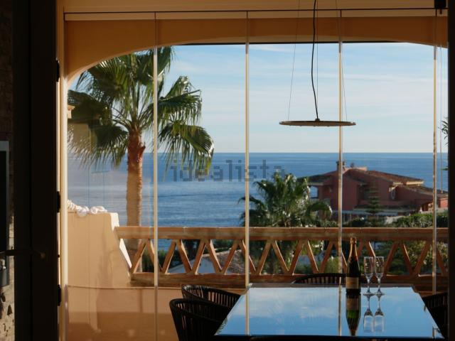 Ático en alquiler en Chaparral, Costa del Sol Occidental