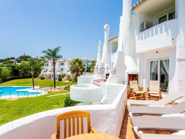 Ático en alquiler en Urbanización Sitio de Calahonda, Costa del Sol Occidental