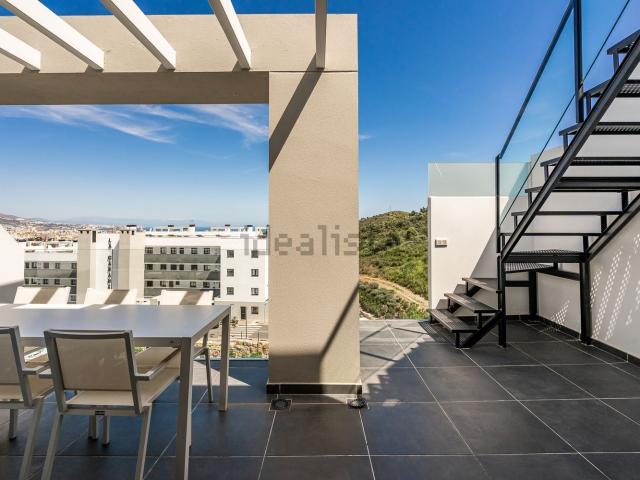 Ático en alquiler en Cerros del Águila, Costa del Sol Occidental