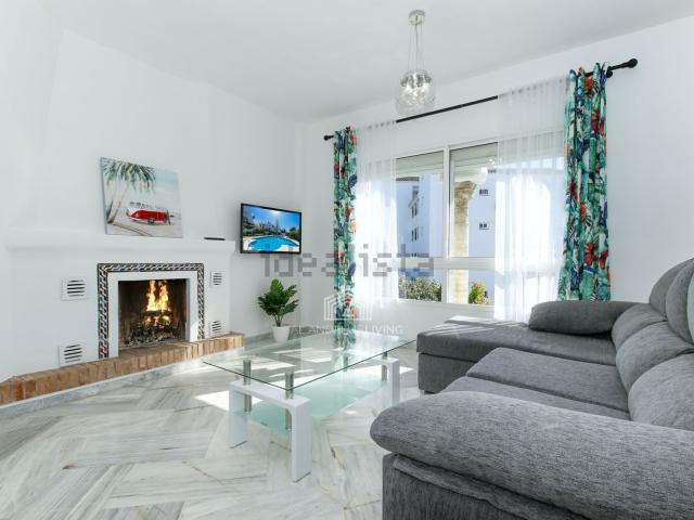 Ático en alquiler en Urbanización Sitio de Calahonda, Mijas