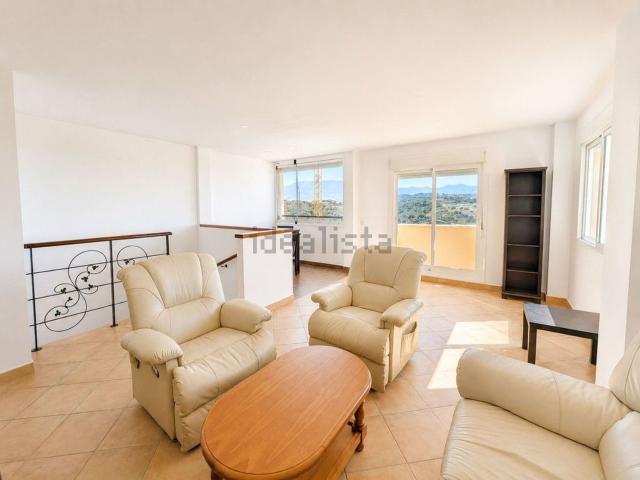 Dúplex en alquiler en La Cala, Costa del Sol Occidental