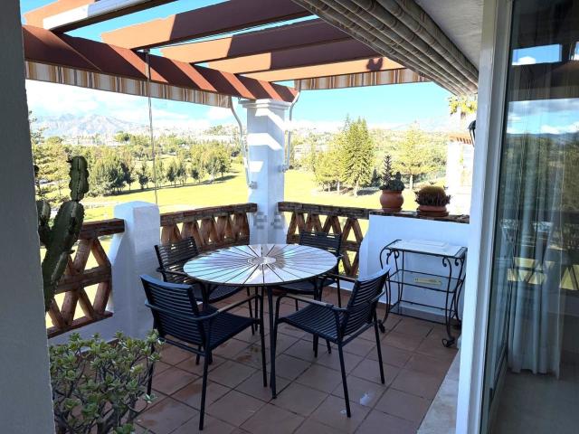 Ático en alquiler en Pueblo Mijitas, Costa del Sol Occidental