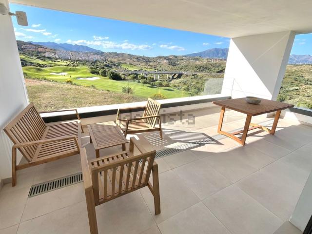 Piso en venta en Hercesa Calanova Golf, Costa del Sol Occidental
