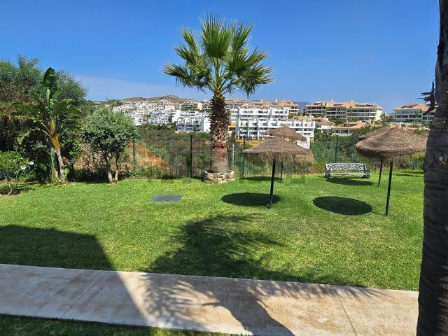 Piso en venta en Alquería, Costa del Sol Occidental