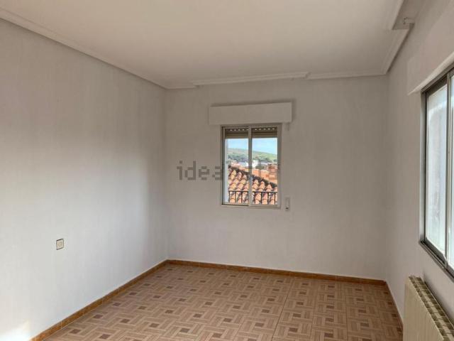 Piso en venta en Mohedas De Granadilla, Extremadura