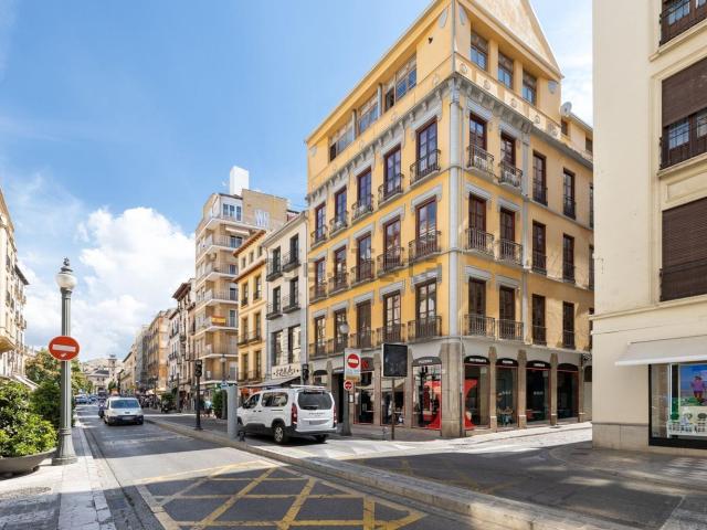 Dúplex en alquiler en Centro, Comarca de la Vega de Granada