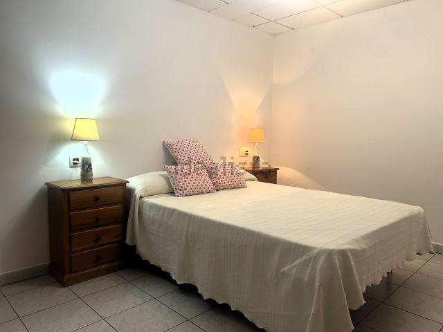 Piso en alquiler en Merouces, O Condado