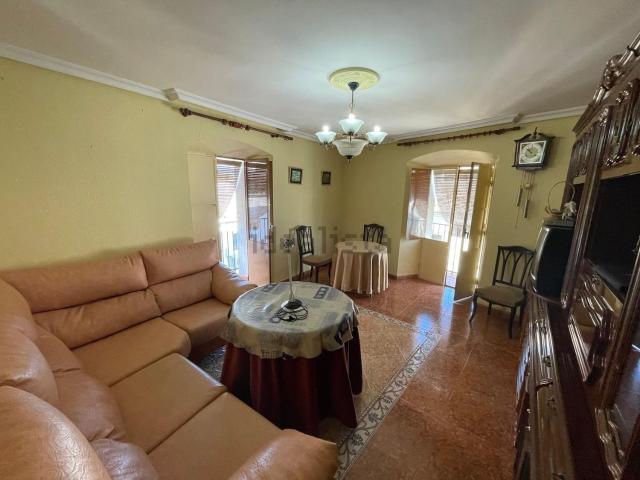 Piso en venta en Montánchez, Extremadura