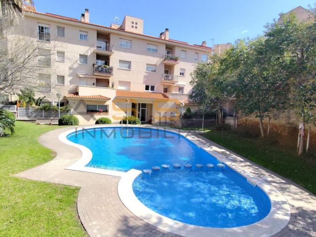 Piso en venta en Montbrió Del Camp