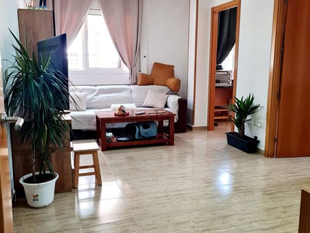 Piso en venta en Montbrió Del Camp