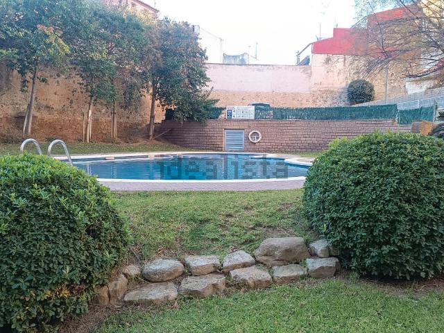 Piso en venta en Montbrió Del Camp