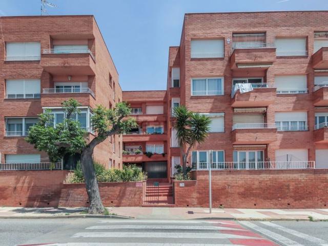 Piso en venta en Montbrió Del Camp