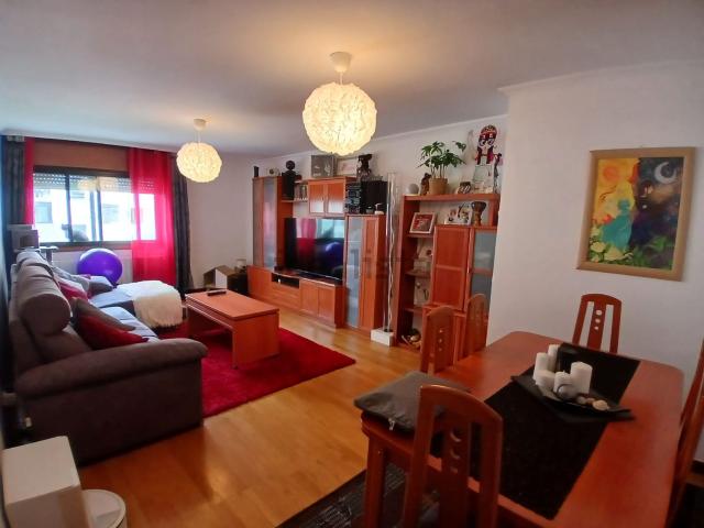Piso en venta en Mos, Vigo