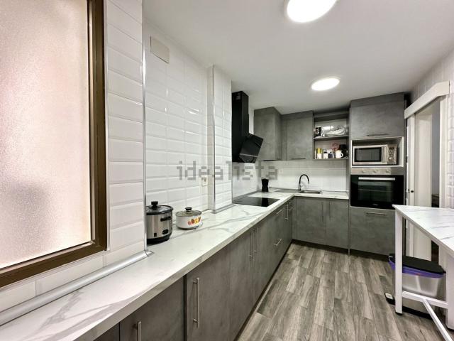 Piso en venta en Motril, Granada