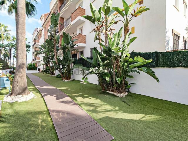 Piso en venta en Playa Granada, Motril