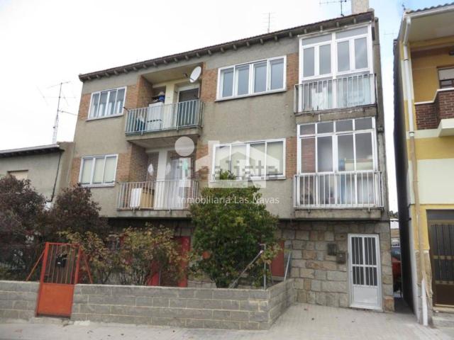 Piso en venta en Navalperal De Pinares, Ávila