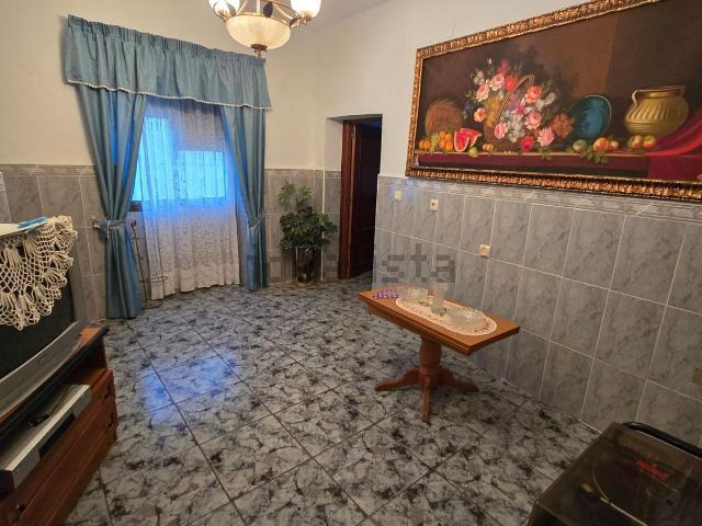 Piso en venta en Navas Del Madroño, Extremadura