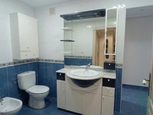 Piso en venta en Navia, Asturias