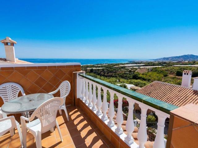 Dúplex en venta en Nerja, Urbanización Puente Águila