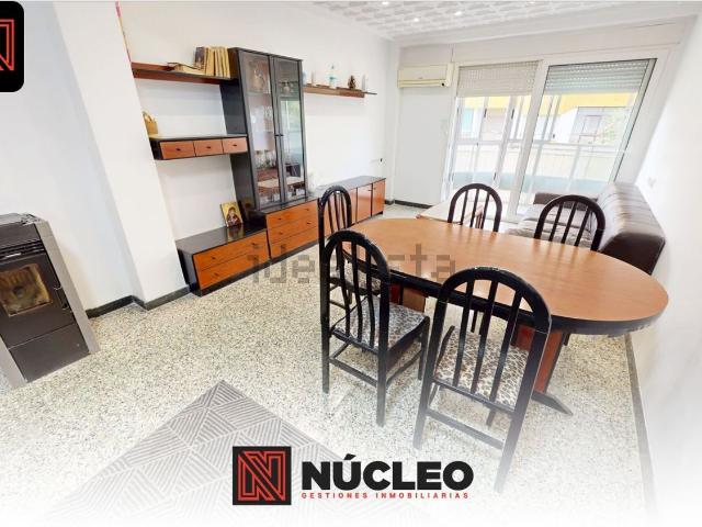 Piso en venta en La Cruz, el Vinalopó Mitjà / El Vinalopó Medio