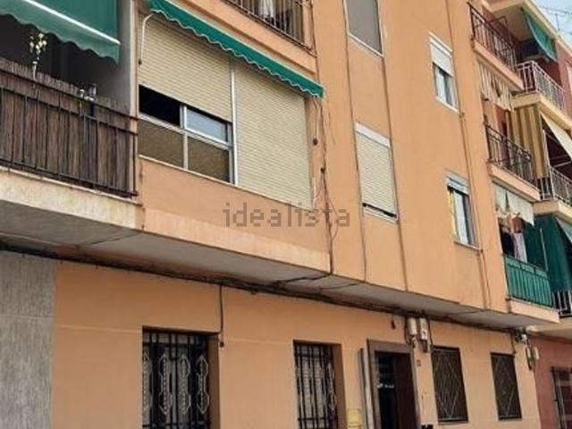 Piso en venta en La Cruz, el Vinalopó Mitjà / El Vinalopó Medio
