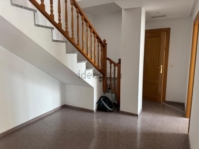 Dúplex en venta en La Cruz, el Vinalopó Mitjà / El Vinalopó Medio