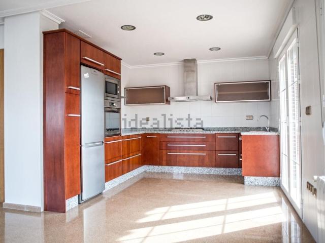Ático en venta en La Cruz, el Vinalopó Mitjà / El Vinalopó Medio