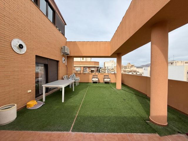 Ático en venta en La Cruz, el Vinalopó Mitjà / El Vinalopó Medio