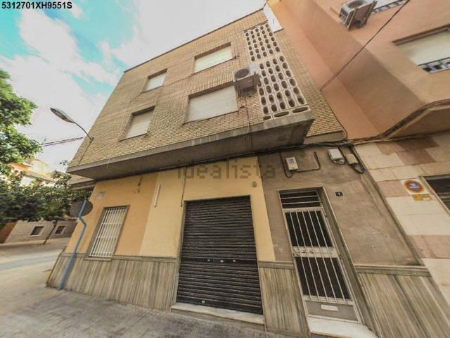 Piso en venta en La Cruz, el Vinalopó Mitjà / El Vinalopó Medio