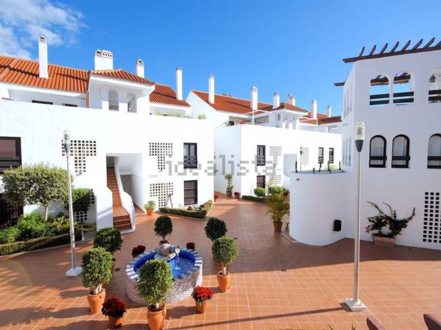Dúplex en venta en Nueva Andalucía, Costa del Sol Occidental