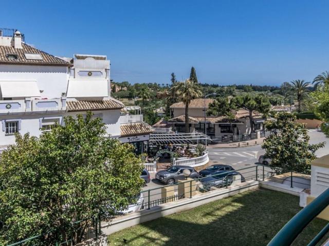 Dúplex en venta en Nueva Andalucía, Costa del Sol Occidental