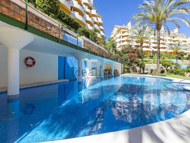 Dúplex en venta en Nueva Andalucía, Costa del Sol Occidental