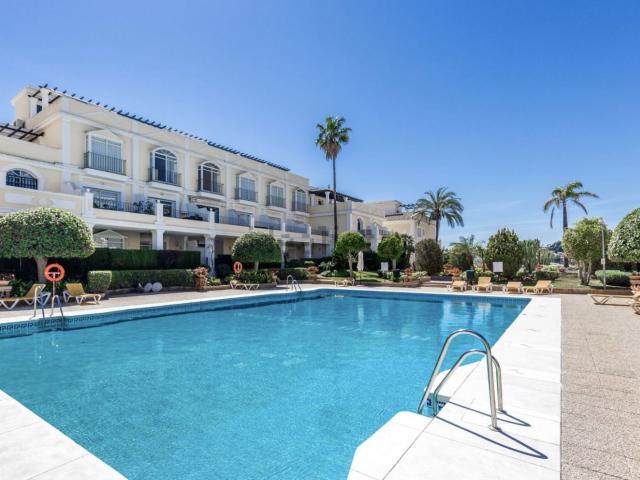 Piso en venta en Nueva Andalucía, Costa del Sol Occidental