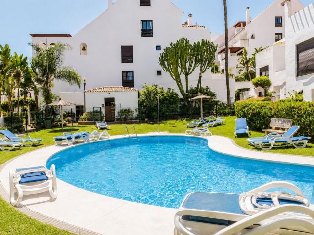 Piso en venta en Nueva Andalucía, Costa del Sol Occidental