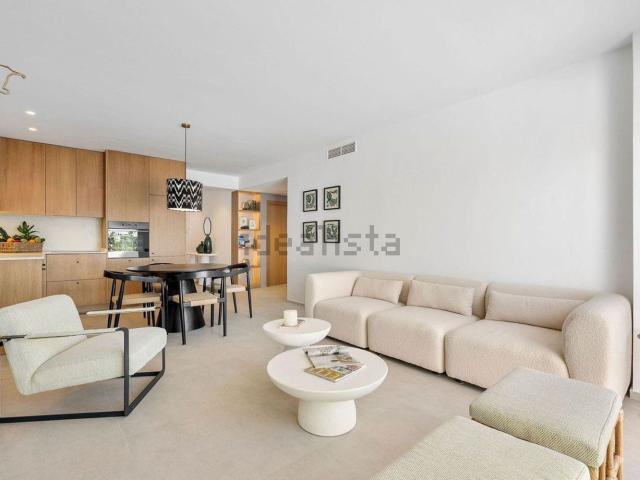 Dúplex en venta en Nueva Andalucía, Costa del Sol Occidental