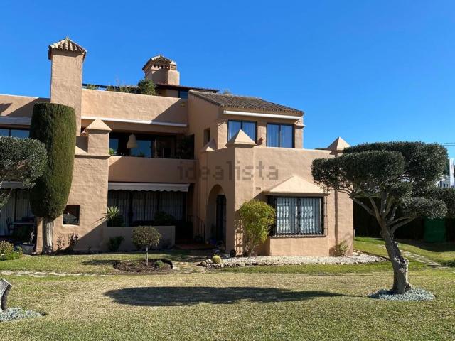 Dúplex en venta en La Cartuja del Golf, Estepona