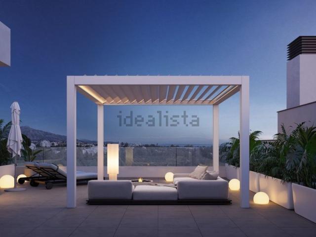 Ático en venta en Lomas de Monte Biarritz, Estepona