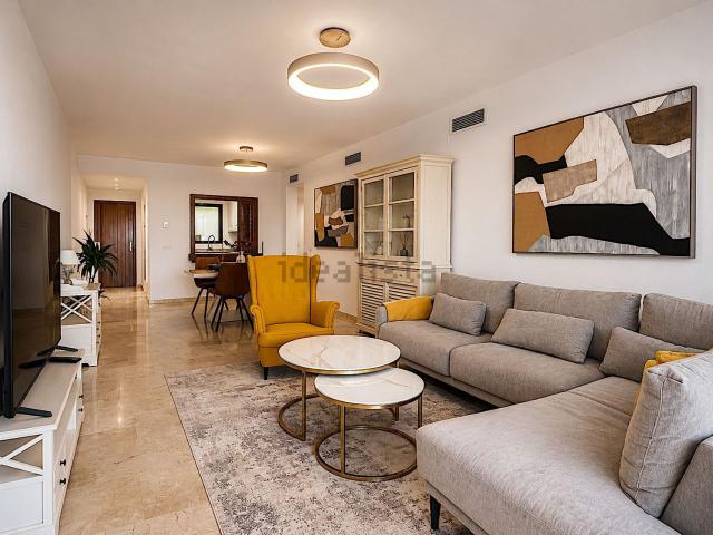 Dúplex en alquiler en El Campanario Estepona, Costa del Sol Occidental