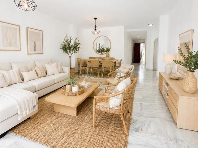 Piso en venta en Nueva Atalaya, Costa del Sol Occidental