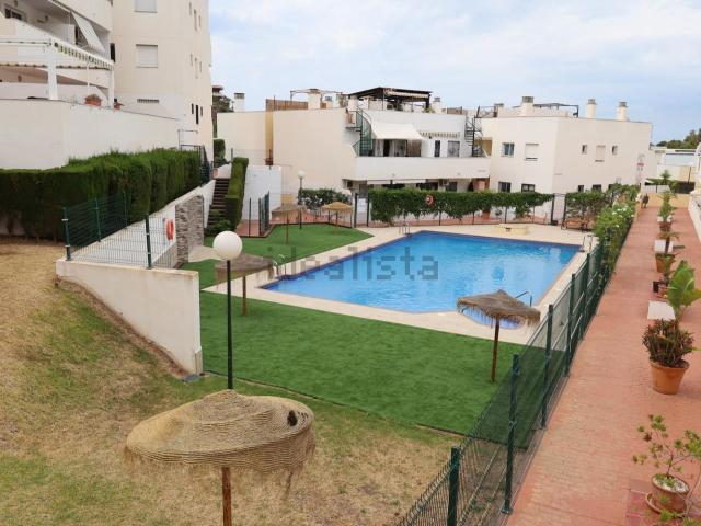 Dúplex en alquiler en Torrequebrada, Costa del Sol Occidental