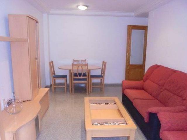 Casa en alquiler en Elche