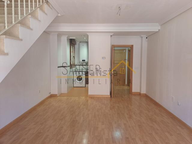 Dúplex en venta en Numancia De La Sagra, Toledo