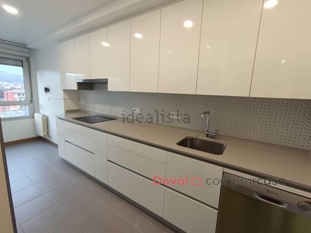 Piso en alquiler en O Porriño, Vigo