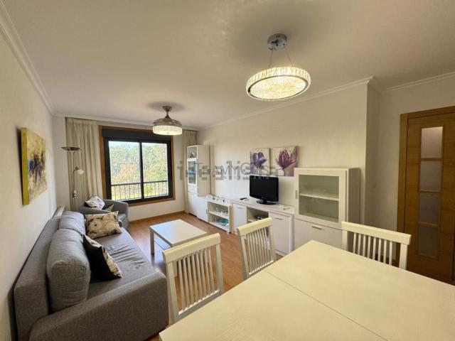 Piso en alquiler en O Calvario, O Rosal