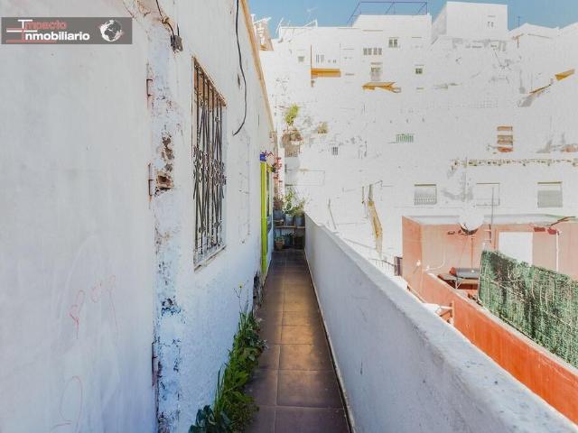 Piso en venta en Almedina, Almería