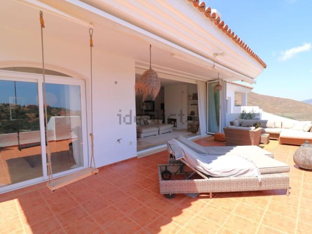 Piso en venta en La Mairena, Ojén