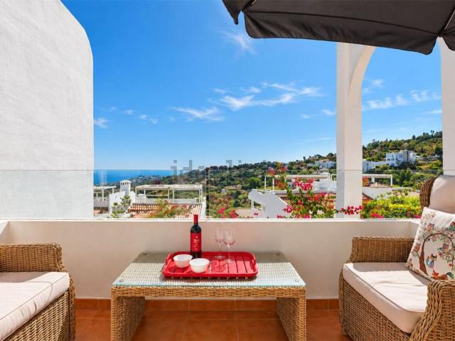 Piso en venta en Urbanización Las Jacarandas, Ojén