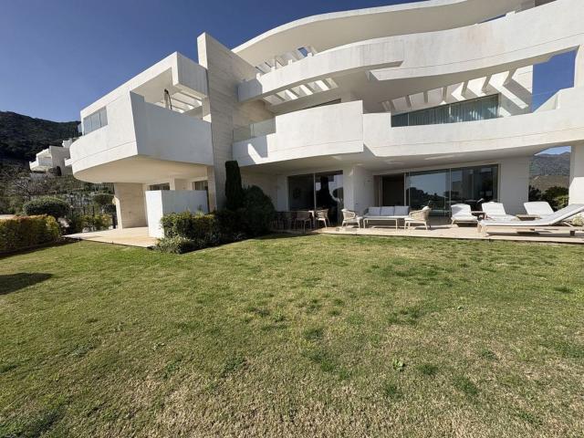 Piso en venta en Palo Alto, Ojén