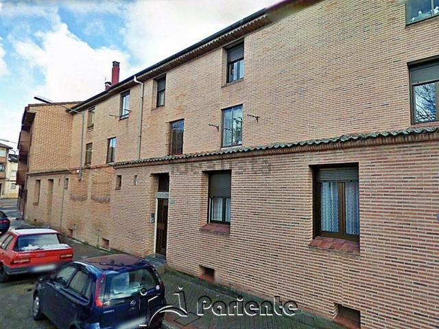 Piso en venta en Olmedo, Urbanización El Caballero